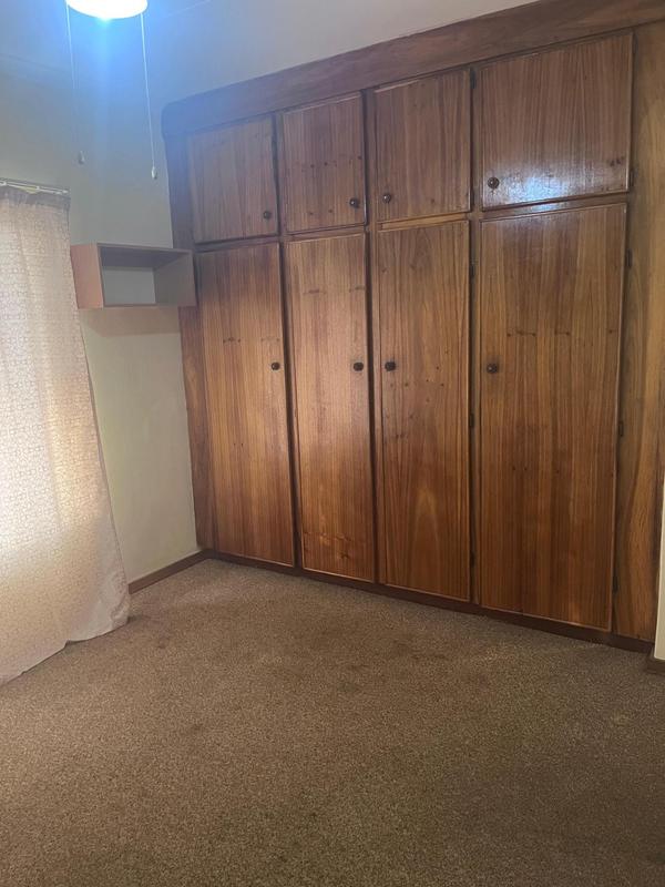 To Let 4 Bedroom Property for Rent in Riviera Park North West